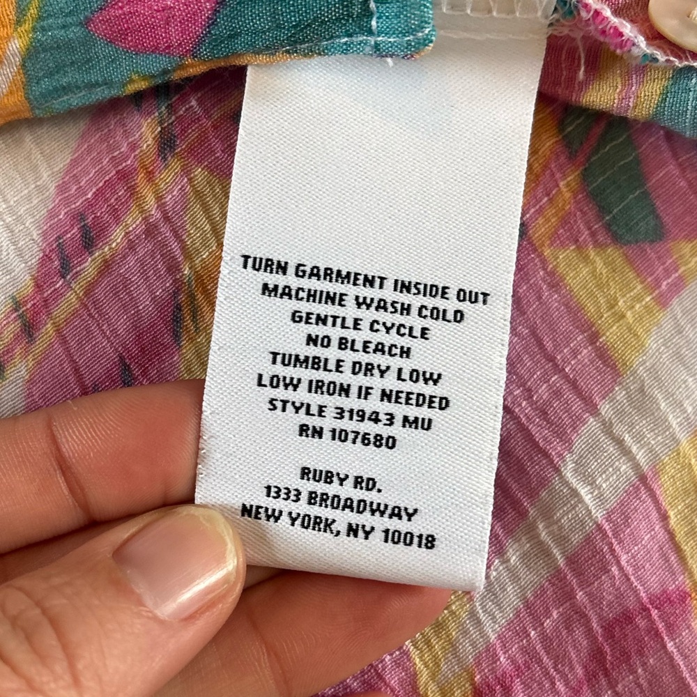 Ruby Rd Tropical Print Button Front Blouse Pink T… - image 4